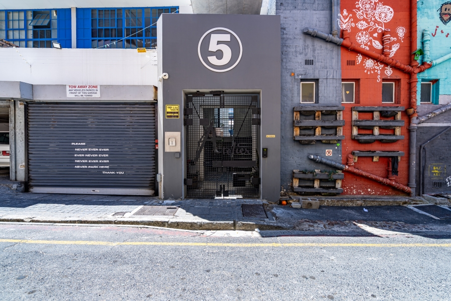 2 Bedroom Property for Sale in Gardens Western Cape